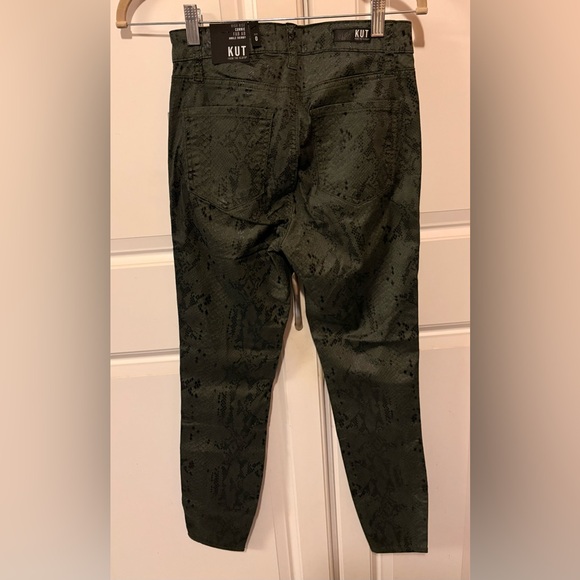 NWT Kut from the Kloth Olive Snake Print Jeans Sz 0 - Picture 4 of 5